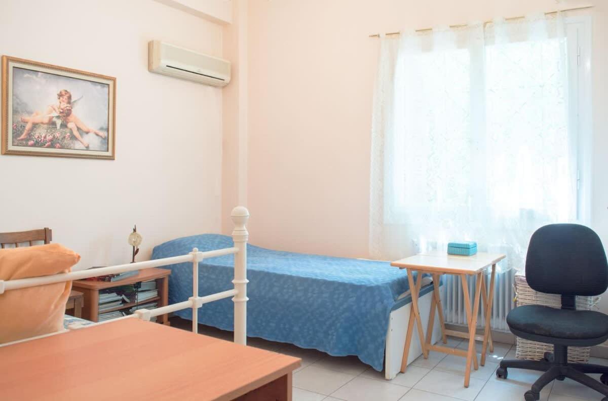 Family Apt With Garden Next To The Sea Athen Exterior foto
